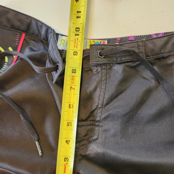 Roxy Swim Black Board Shorts Lace-Up Surf Long Bermuda Short Trunks Beach 3 - Picture 8 of 11
